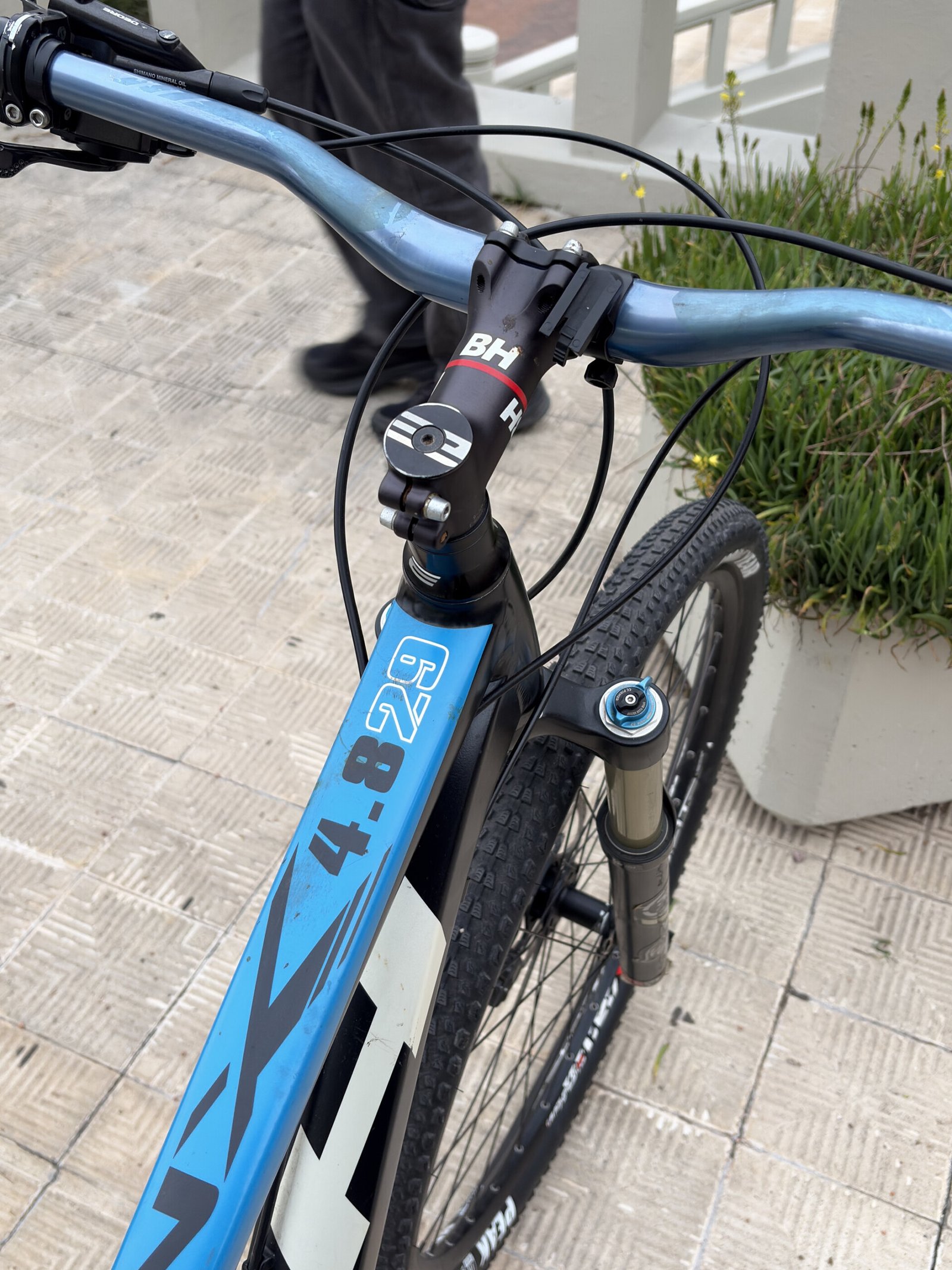 BH Lynx 4.8, vista 16